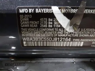 2013 BMW 3 Series 328i xDrive z VIN WBA3B3C55DJ812164, wystawiony jako IAAI lot #42473028 z przebiegiem 140 928 mil mil oraz . Historia ofert i sprzedaży dostępna na DreamBid. Obrazek 9.