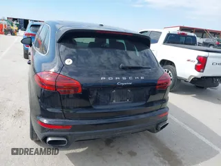 2016 Porsche Cayenne with VIN WP1AA2A25GKA15765, listed as a IAAI auction lot 41715331 with 90,259 mi miles. Bid and sale history available at carsss.com. Image 17.