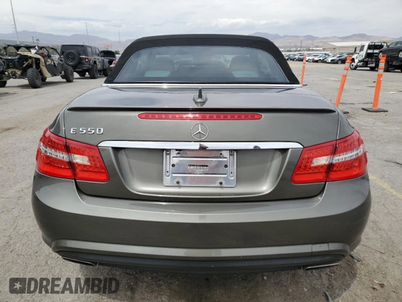 2011 Mercedes-Benz E 550 with VIN WDDKK7CF8BF044202, listed as a Copart auction lot 53294825 with 112,439 mi miles and Salvage title. Bid and sale history available at DreamBid. Image 6.