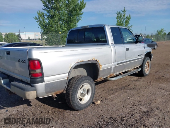 2001 Dodge 1500 with VIN 3B7HF13ZX1M530895, listed as a IAAI auction lot 42350454 with 190,897 mi miles and . Bid and sale history available at DreamBid. Image 4.