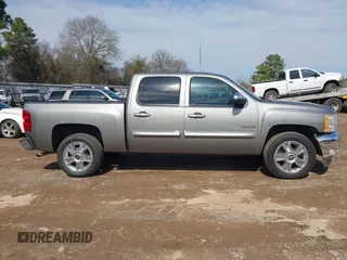 2013 Chevrolet Silverado 1500 LT with VIN 3GCPCSE04DG133517, listed as a IAAI auction lot 41580539 with 126,310 mi miles and . Bid and sale history available at DreamBid. Image 14.