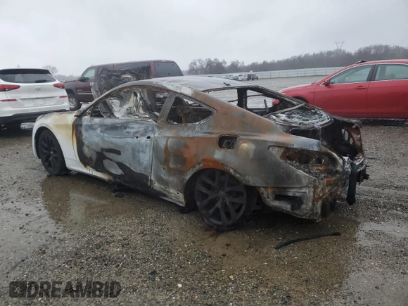 2013 Hyundai Genesis Coupe Premium с VIN KMHHT6KD2DU113312, выставлен на аукционе Copart как лот 43978685 с пробегом Не указан миль и На запчасти • Non repairable. История ставок и продаж доступна на DreamBid. Изображение 2.