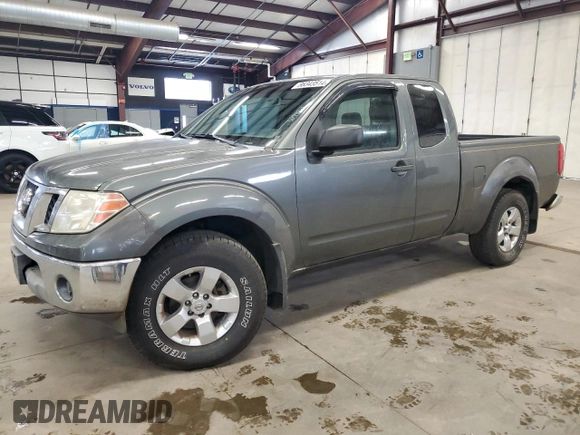 2009 Nissan Frontier SE z VIN 1N6AD06W59C401430, wystawiony jako Copart lot #86343514 z przebiegiem 146 139 mil mil oraz Czysty tytuł • Clean title. Historia ofert i sprzedaży dostępna na DreamBid. Obrazek 1.