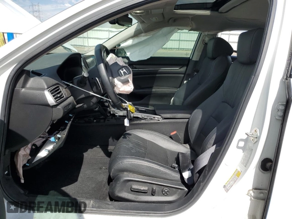 2019 Honda Accord Touring with VIN 1HGCV2F93KA018572, listed as a Copart auction lot 58381615 with 64,440 mi miles and Salvage title. Bid and sale history available at DreamBid. Image 7.