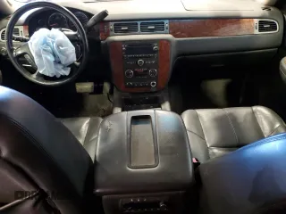 2008 Chevrolet Suburban LTZ with VIN 3GNFK16358G166637, listed as a Copart auction lot 47584305 with 0 mi miles and Non Repairable. Bid and sale history available at carsss.com. Image 8.