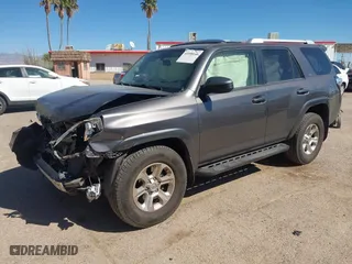2015 Toyota 4Runner SR5 with VIN JTEZU5JR5F5085768, listed as a IAAI auction lot 41658146 with 110,440 mi miles. Bid and sale history available at carsss.com. Image 18.