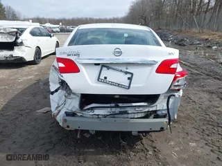 2019 Nissan Sentra SR with VIN 3N1AB7AP3KY380708, listed as a IAAI auction lot 41846673 with 35,440 mi miles. Bid and sale history available at carsss.com. Image 6.