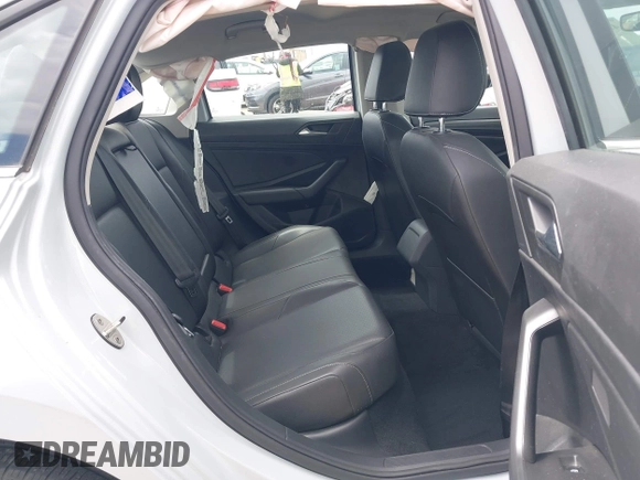 2019 Volkswagen Jetta SEL с VIN 3VWE57BUXKM063071, выставлен на аукционе IAAI как лот 42058223 с пробегом 96 597 миль миль и . История ставок и продаж доступна на DreamBid. Изображение 8.