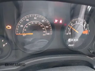 2017 Jeep Compass Sport SE с VIN 1C4NJCBA5HD123436, выставлен на аукционе IAAI как лот 42622235 с пробегом 135 334 миль миль и . История ставок и продаж доступна на DreamBid. Изображение 7.
