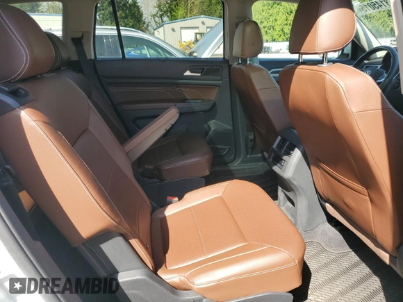 2022 Volkswagen Atlas 3.6L V6 SE w/Technology with VIN 1V2KR2CA7NC557944, listed as a Copart auction lot 53145015 with 77,422 mi miles and Salvage Title. Bid and sale history available at carsss.com. Image 11.
