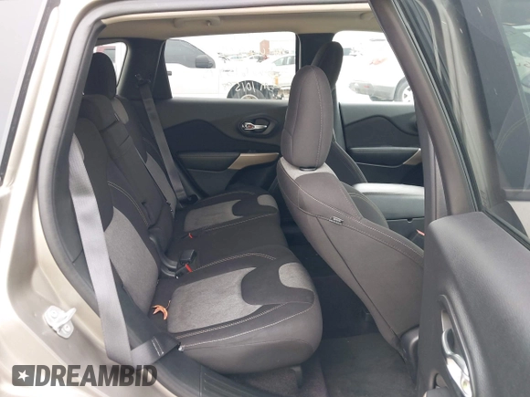 2017 Jeep Cherokee Altitude with VIN 1C4PJLABXHW613975, listed as a IAAI auction lot 42122784 with 101,626 mi miles and . Bid and sale history available at DreamBid. Image 8.