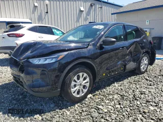2025 Ford Escape Active z VIN 1FMCU0GN3SUA63586, wystawiony jako Copart lot #52555775 z przebiegiem 2477 mil mil oraz Nie do naprawy • Non repairable. Historia ofert i sprzedaży dostępna na DreamBid. Obrazek 1.