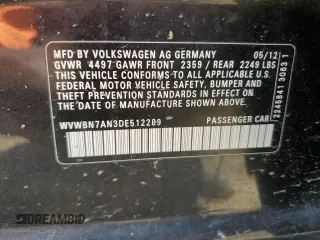 2013 Volkswagen CC R-Line z VIN WVWBN7AN3DE512289, wystawiony jako Copart lot #51865735 z przebiegiem 69 799 mil mil oraz Szkoda całkowita • Salvage title. Historia ofert i sprzedaży dostępna na DreamBid. Obrazek 12.