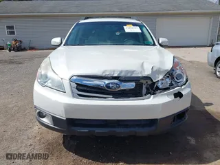 2011 Subaru Outback 2.5i Prem AWP with VIN 4S4BRCCC6B3442381, listed as a IAAI auction lot 41888322 with 164,231 mi miles. Bid and sale history available at carsss.com. Image 12.