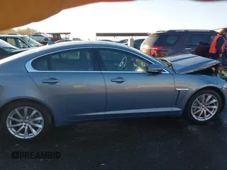 2013 Jaguar XF I4 RWD with VIN SAJWA0ES4DPS95992, listed as a IAAI auction lot 41248969 with 56,024 mi miles. Bid and sale history available at carsss.com. Image 13.