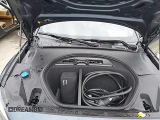 2022 Polestar 2 z VIN LPSED3KA0NL072994, wystawiony jako IAAI lot #41722564 z przebiegiem 44 897 mil mil oraz . Historia ofert i sprzedaży dostępna na DreamBid. Obrazek 10.