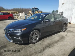 2018 Lexus ES with VIN JTHBW1GG2J2187567, listed as a Copart auction lot 52266205 with 267,970 mi miles and Clean Title. Bid and sale history available at carsss.com. Image 1.