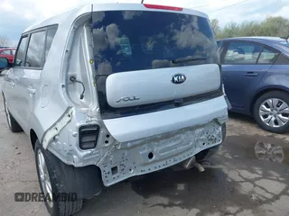 2018 Kia Soul + with VIN KNDJP3A53J7510640, listed as a IAAI auction lot 42061530 with 62,068 mi miles. Bid and sale history available at carsss.com. Image 6.