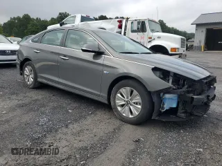 2019 Hyundai Sonata Hybrid SE with VIN KMHE24L33KA093893, listed as a Copart auction lot 65571803 with 47,156 mi miles. Bid and sale history available at carsss.com. Image 4.