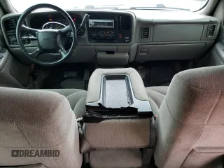 2000 GMC New Sierra 1500 SLE with VIN 1GTEK19T4YE247104, listed as a Copart auction lot 79849214 with 237,663 mi miles and Salvage Title. Bid and sale history available at carsss.com. Image 8.