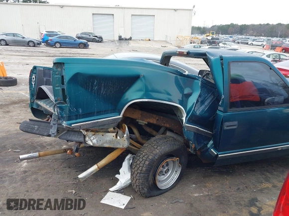1996 Chevrolet Silverado 1500 with VIN 1GCEC14R7TZ225222, listed as a IAAI auction lot 41545457 with 205,561 mi miles and . Bid and sale history available at DreamBid. Image 12.