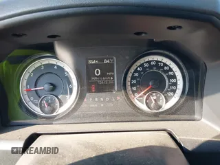2018 Ram 1500 Express с VIN 1C6RR7FG3JS351413, выставлен на аукционе IAAI как лот 42757790 с пробегом 72 812 миль миль и . История ставок и продаж доступна на DreamBid. Изображение 7.