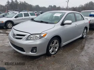 2013 Toyota Corolla L with VIN 2T1BU4EE5DC085714, listed as a IAAI auction lot 41651522 with 94,911 mi miles. Bid and sale history available at carsss.com. Image 2.