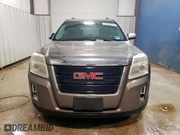 2011 GMC Terrain SLT-1 z VIN 2CTFLUE56B6413021, wystawiony jako Copart lot #56991895 z przebiegiem 263 832 mil mil oraz Czysty tytuł • Clean title. Historia ofert i sprzedaży dostępna na DreamBid. Obrazek 5.