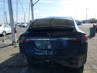 2016 Tesla Model X 70D with VIN 5YJXCBE2XGF006279, listed as a IAAI auction lot 41712973 with 88,398 mi miles and . Bid and sale history available at DreamBid. Image 17.