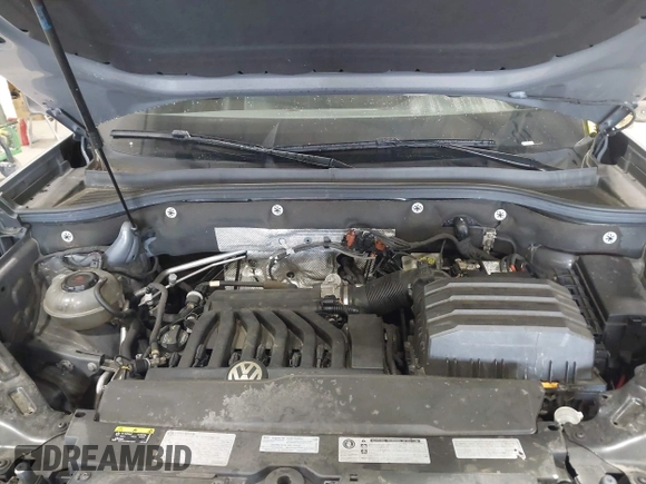 2020 Volkswagen Atlas SE with VIN 1V21E2CA5LC229605, listed as a IAAI auction lot 42431332 with 42,506 mi miles and . Bid and sale history available at DreamBid. Image 10.