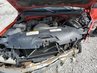 1999 Chevrolet Silverado 1500 with VIN 1GCEC14W4XZ131228, listed as a Copart auction lot 48133395 with 249,794 mi miles and Salvage Title. Bid and sale history available at carsss.com. Image 13.
