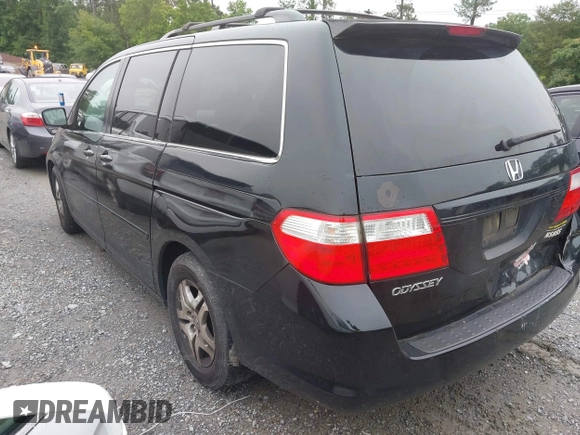 2006 Honda Odyssey EX-L z VIN 5FNRL38746B083881, wystawiony jako IAAI lot #42363976 z przebiegiem 252 746 mil mil oraz . Historia ofert i sprzedaży dostępna na DreamBid. Obrazek 3.