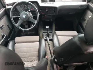 1982 BMW 3 Series z VIN WBAAG3305C8379187, wystawiony jako Copart lot #46306214 z przebiegiem 125 737 mil mil oraz Szkody całkowita. Historia ofert i sprzedaży dostępna na DreamBid. Obrazek 8.
