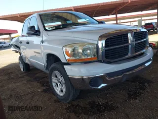 2006 Dodge 1500 SLT with VIN 1D7HU18N56S525572, listed as a IAAI auction lot 42106810 with 174,868 mi miles. Bid and sale history available at carsss.com. Image 1.