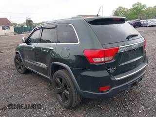 2011 Jeep Grand Cherokee Overland with VIN 1J4RR6GG9BC635930, listed as a IAAI auction lot 42267446 with Not provided miles and . Bid and sale history available at DreamBid. Image 3.