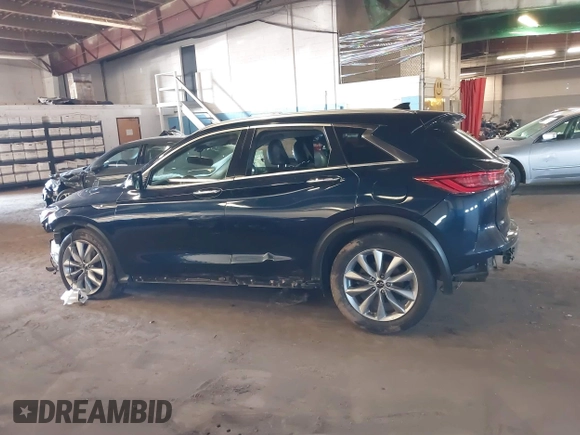 2019 Infiniti QX50 Essential z VIN 3PCAJ5M3XKF128219, wystawiony jako IAAI lot #41624990 z przebiegiem 84 442 mil mil oraz . Historia ofert i sprzedaży dostępna na DreamBid. Obrazek 14.