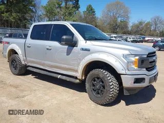 2018 Ford F-150 XL z VIN 1FTEW1EG1JKD53868, wystawiony jako IAAI lot #41808028 z przebiegiem 117 568 mil mil oraz . Historia ofert i sprzedaży dostępna na DreamBid. Obrazek 1.