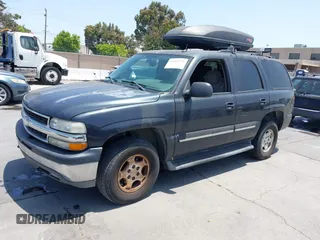 2005 Chevrolet Tahoe LS z VIN 1GNEK13T15J263926, wystawiony jako IAAI lot #42497774 z przebiegiem 342 968 mil mil oraz . Historia ofert i sprzedaży dostępna na DreamBid. Obrazek 2.
