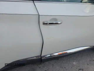 2017 Nissan Murano S z VIN 5N1AZ2MG4HN127437, wystawiony jako Copart lot #58874185 z przebiegiem Nie podano mil oraz Nie do naprawy • Non repairable. Historia ofert i sprzedaży dostępna na DreamBid. Obrazek 13.