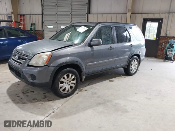 2005 Honda CR-V EX SE with VIN SHSRD78905U318760, listed as a IAAI auction lot 41971337 with 185,858 mi miles. Bid and sale history available at carsss.com. Image 17.