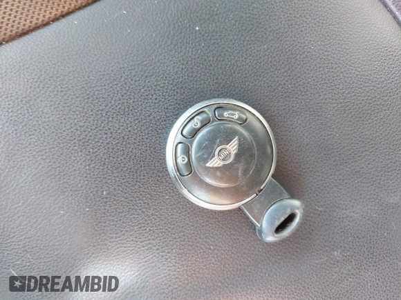 2012 MINI Hardtop with VIN WMWSU3C51CT369410, listed as a IAAI auction lot 42072377 with 155,008 mi miles and . Bid and sale history available at DreamBid. Image 11.