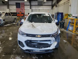 2020 Chevrolet Trax LS with VIN KL7CJNSB9LB067238, listed as a Copart auction lot 41627105 with 38,831 mi miles and Salvage Title. Bid and sale history available at carsss.com. Image 5.