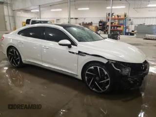 2021 Volkswagen Arteon SEL Premium R-Line z VIN WVWTR7AN4ME002333, wystawiony jako Copart lot #52719115 z przebiegiem 26 920 mil mil oraz Szkody całkowita. Historia ofert i sprzedaży dostępna na DreamBid. Obrazek 4.