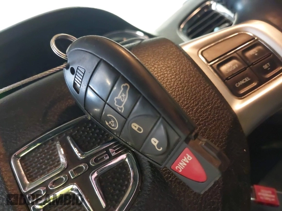 2013 Dodge Durango R/T z VIN 1C4SDJCT2DC662269, wystawiony jako IAAI lot #41602661 z przebiegiem 180 014 mil mil oraz . Historia ofert i sprzedaży dostępna na DreamBid. Obrazek 11.