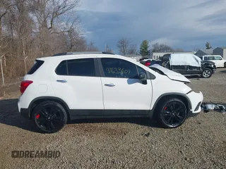 2019 Chevrolet Trax LT z VIN 3GNCJLSB6KL265660, wystawiony jako IAAI lot #41633609 z przebiegiem Nie podano mil oraz . Historia ofert i sprzedaży dostępna na DreamBid. Obrazek 13.