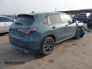 2024 Honda HR-V Sport z VIN 3CZRZ1H56RM733208, wystawiony jako IAAI lot #42304031 z przebiegiem 23 389 mil mil oraz . Historia ofert i sprzedaży dostępna na DreamBid. Obrazek 4.