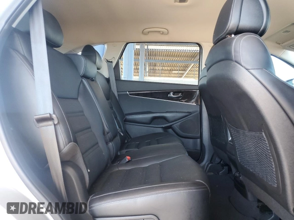 2016 Kia Sorento EX with VIN 5XYPH4A10GG047572, listed as a Copart auction lot 62386285 with 26,705 mi miles and Salvage title. Bid and sale history available at DreamBid. Image 11.