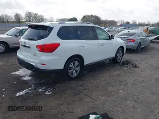 2020 Nissan Pathfinder SL z VIN 5N1DR2CM0LC608388, wystawiony jako IAAI lot #41822939 z przebiegiem 111 445 mil mil oraz . Historia ofert i sprzedaży dostępna na DreamBid. Obrazek 4.