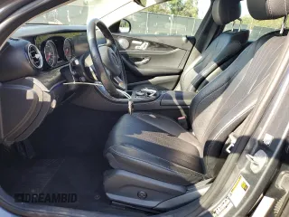 2018 Mercedes-Benz E 300 z VIN WDDZF4KB2JA340263, wystawiony jako Copart lot #58366155 z przebiegiem 91 480 mil mil oraz Czysty tytuł • Clean title. Historia ofert i sprzedaży dostępna na DreamBid. Obrazek 7.