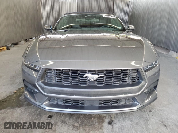 2025 Ford Mustang EcoBoost with VIN 1FAGP8UHXS5105858, listed as a Copart auction lot 54670645 with 5,804 mi miles and Clean Title. Bid and sale history available at carsss.com. Image 5.